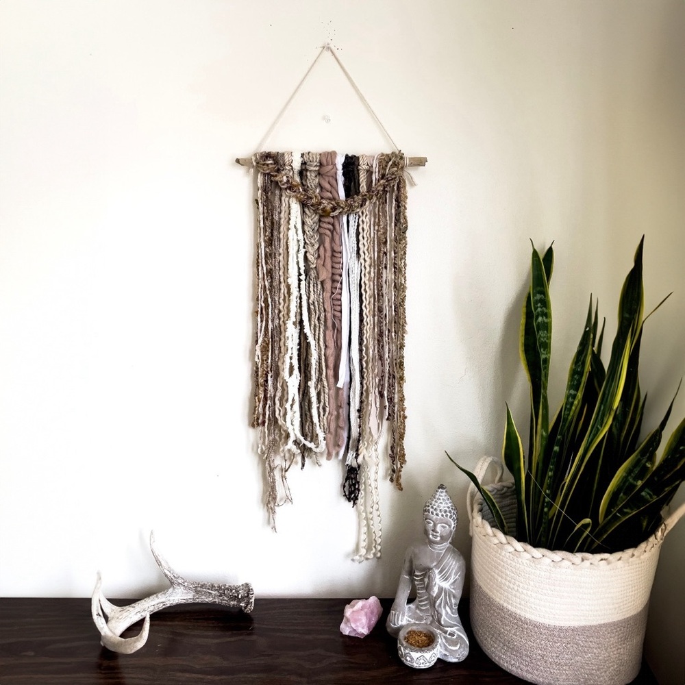 HANDMADE Boho Inspired Fibre Wall Hanging Macrame Home Decor Art Fabric Wool